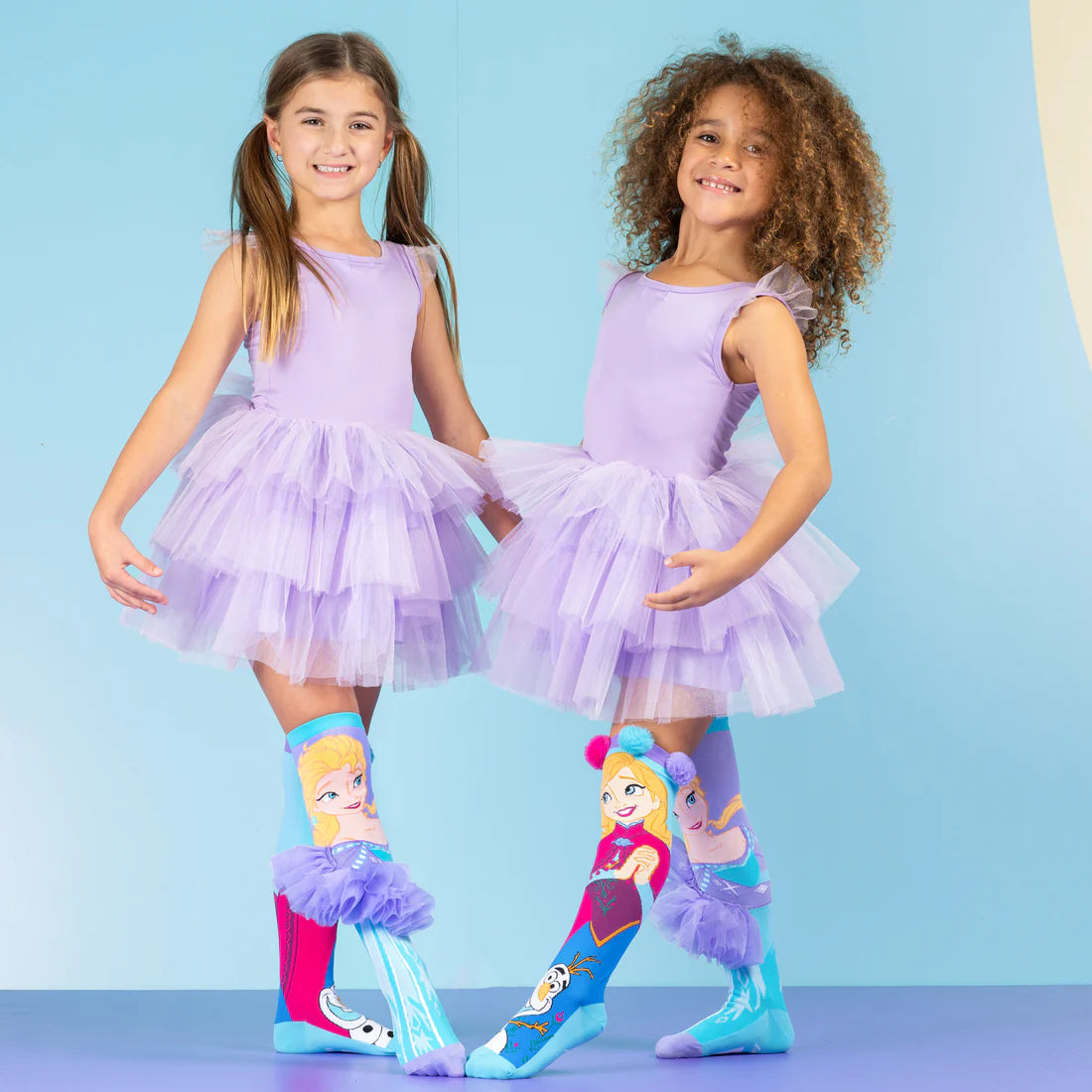 Meias Frozen Elsa e Anna para Criança – Coloridas, Divertidas e Antiderrapantes